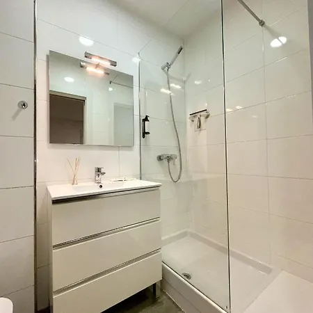 Urbe10 Santa Lucia 1 Bedroom 1a Malaga